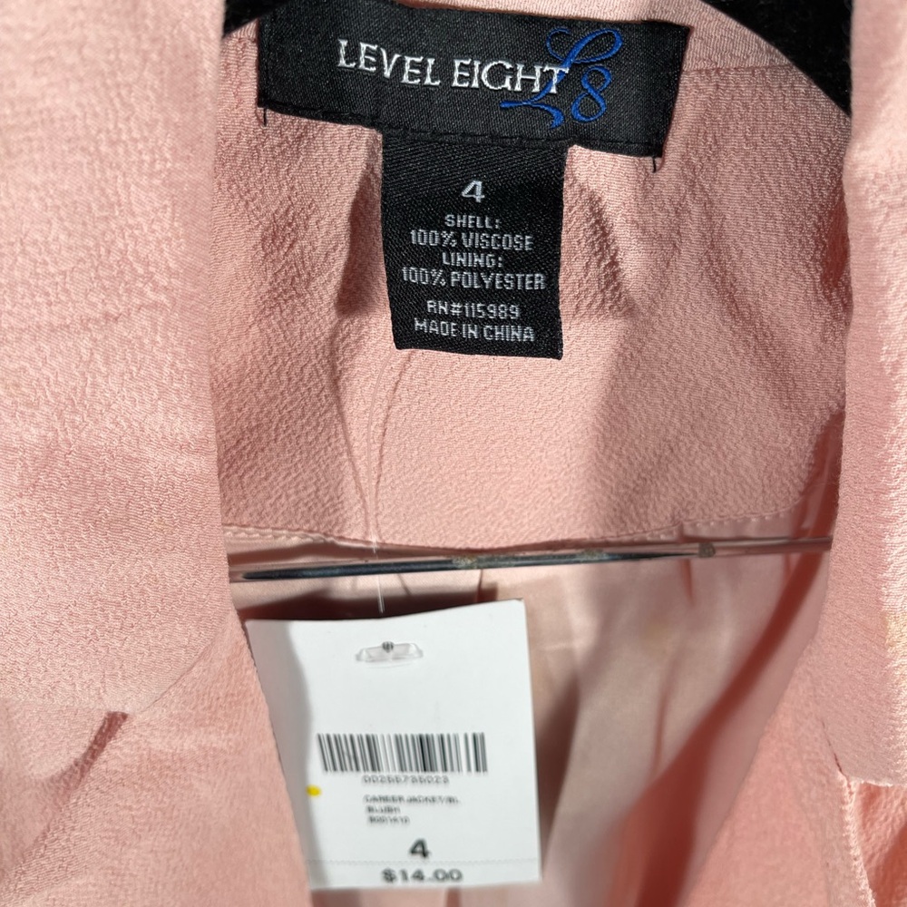 🛑 LEVEL EIGHT Blazer - Size 4 - Long Sleeve Single Button Viscose_Peach + Black - Picture 4 of 10